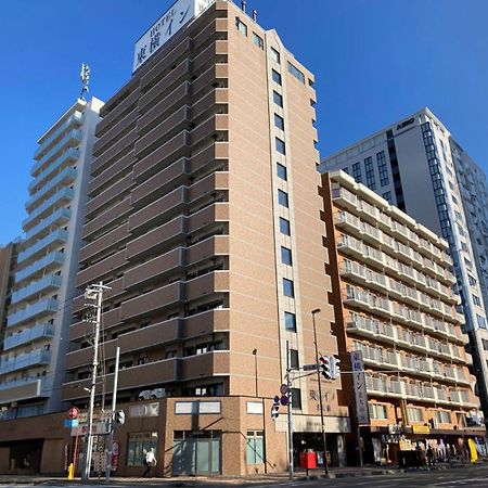 Toyoko Inn Hokkaido Sapporo-Eki Nishi-Guchi Hokudai Mae Exterior foto